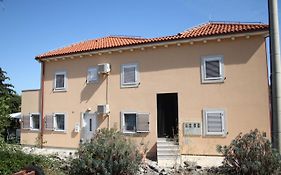 Apartments Pegla